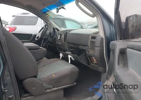 2005 Nissan Titan Xe z USA, uszkodzony, nr VIN 1N6AA07A05N504541